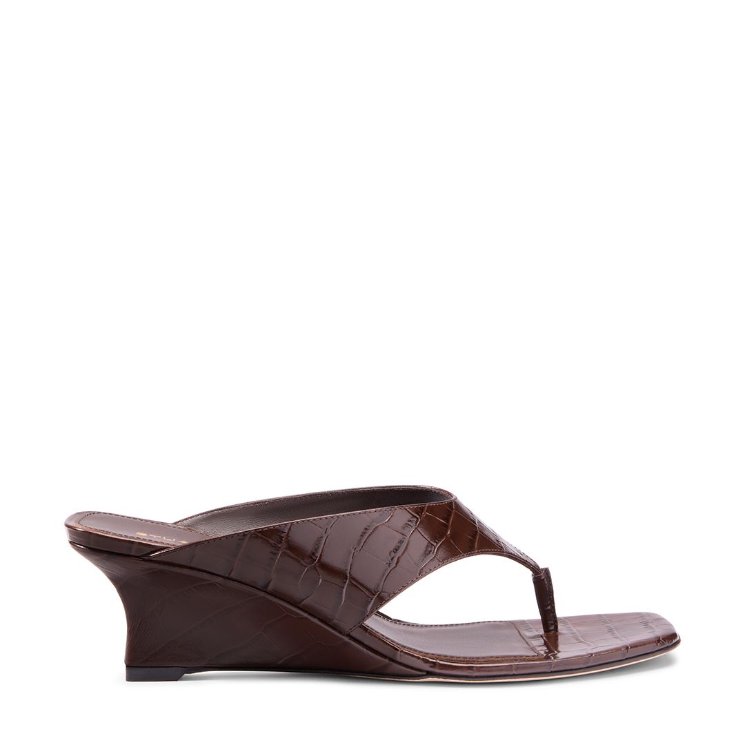 The Vinnie Wedge Thong Sandal 50 in Walnut Croco-Print Leather 