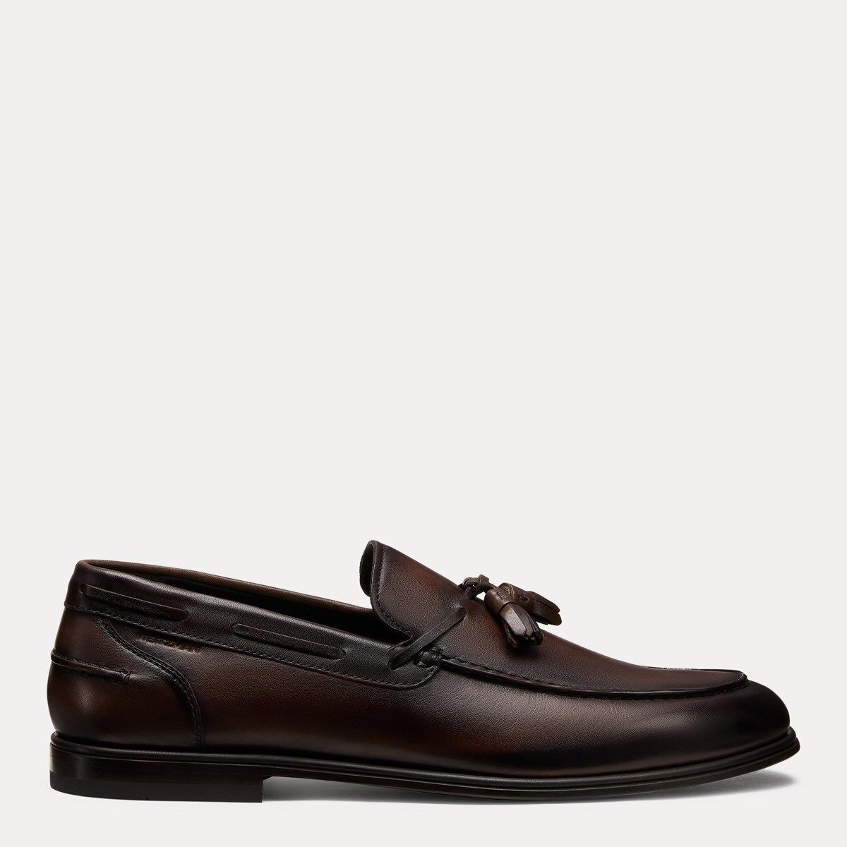 Designer Loafers for Men | Stuart Weitzman display picture 1